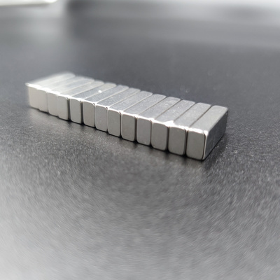 方形强力磁铁